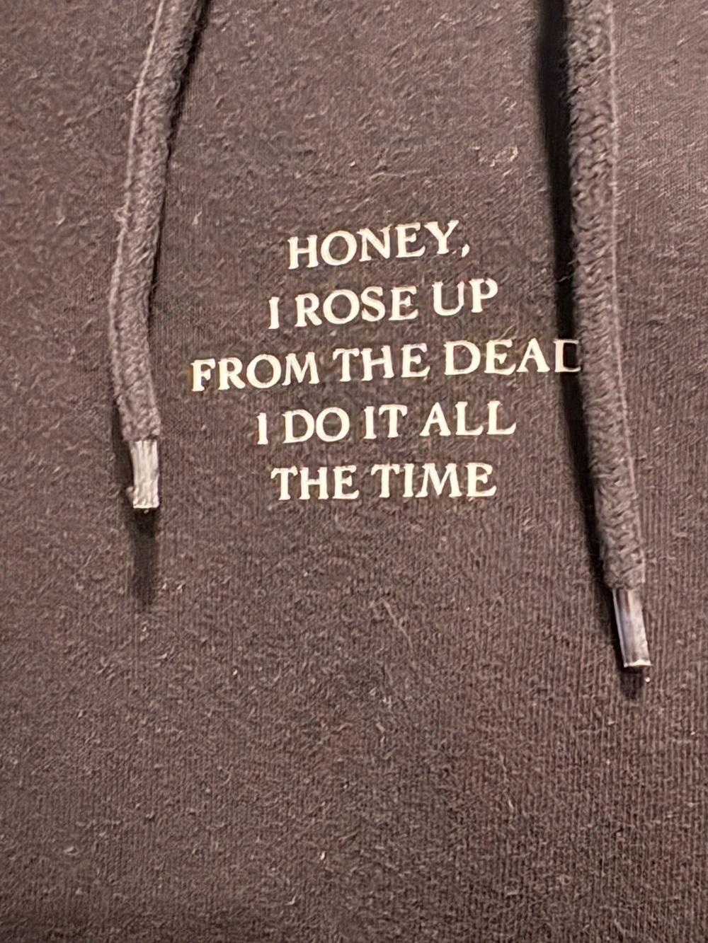 Taylor Swift Hooded Sweatshirt (Lane Seven) - Hoodie Size Small. Black